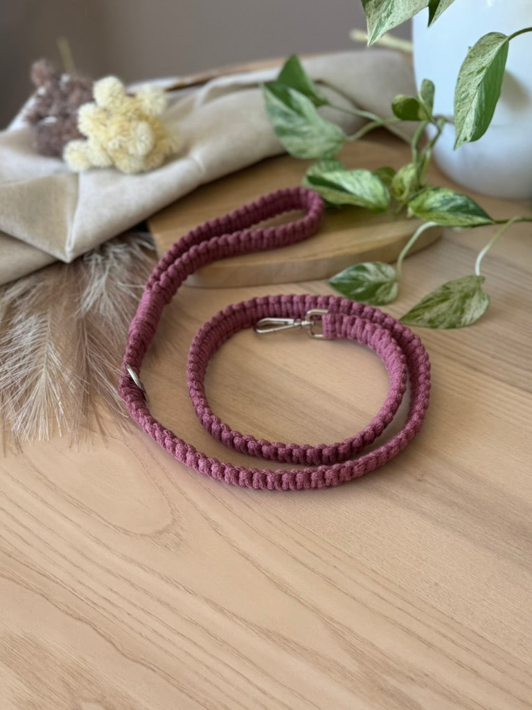 Macramé vodítko Willow délka 123 cm starorůžová lifestyle.